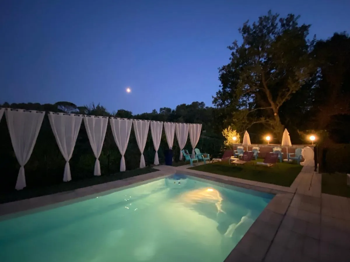 La Vie Est Belle En Provence Bed & Breakfast Tourves